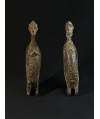 Couple de chefs Tellem accroupis - Bronzes Dogon