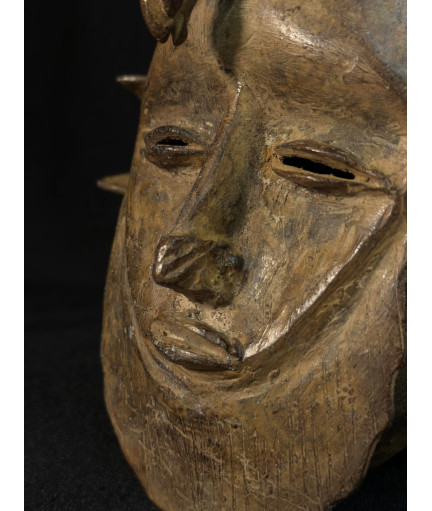 Masque masculin - Bronze d'inspiration Dan