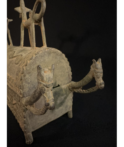 Boîte "abreuvoir" - Bronze Dogon